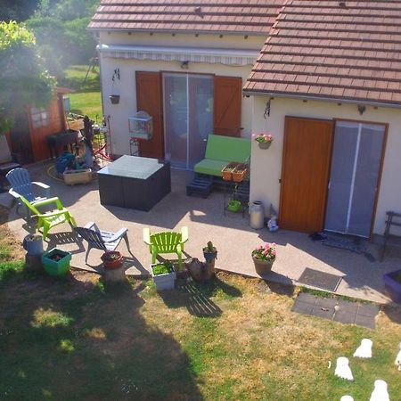 Laurilia Acomodação com café da manhã Saint-Romain-sur-Cher Exterior foto